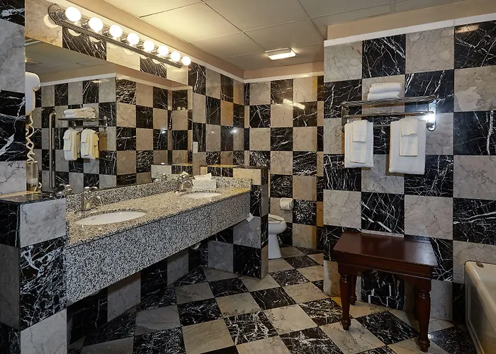 Ocean Inn & Suites