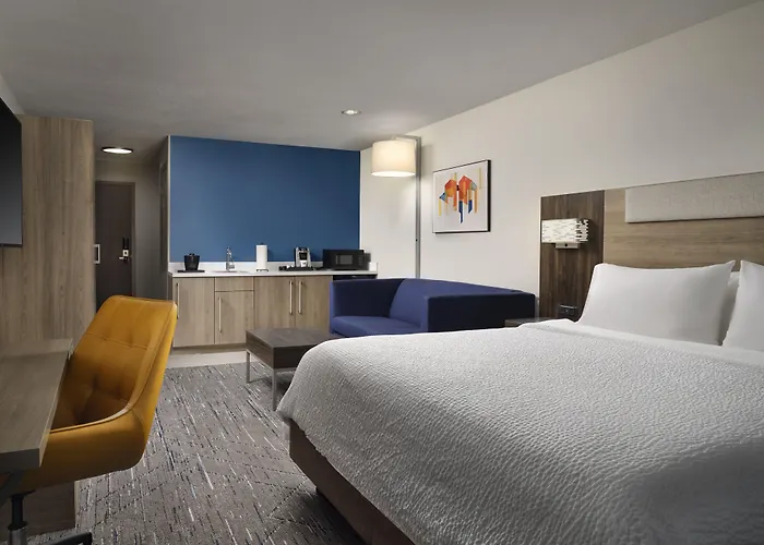 Holiday Inn Express Peru-Lasalle Area By Ihg