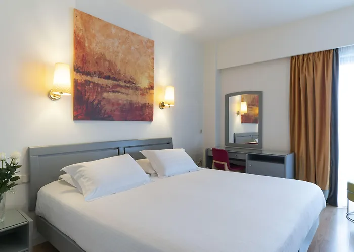 Esperia Hotel