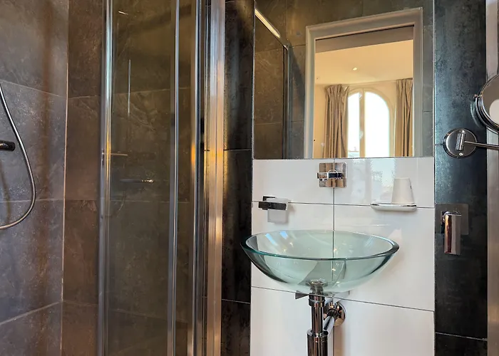 Ideal Sejour Cannes - Hotel De Charme