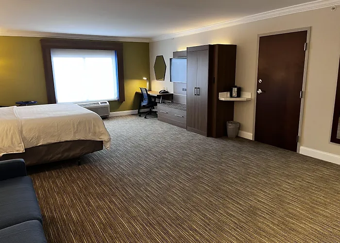 Holiday Inn Express & Suites Williamsport By Ihg