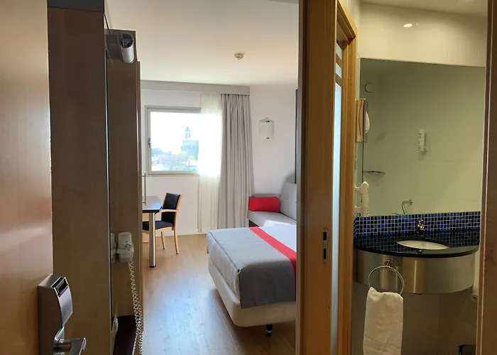 Holiday Inn Express Vitoria By Ihg