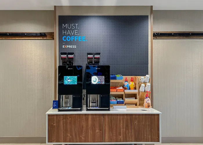 Holiday Inn Express Charlotte Southeast - Matthews By Ihg