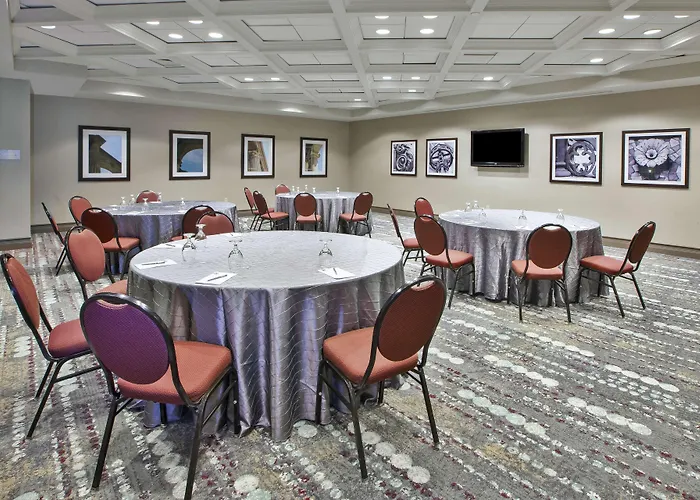 Embassy Suites Columbus - Airport
