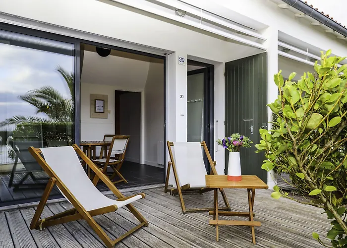 Hotel Les Vignes De La Chapelle, "The Originals Relais"