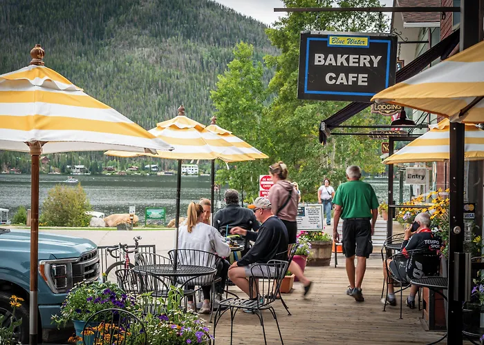 Spirit Lake Lodge