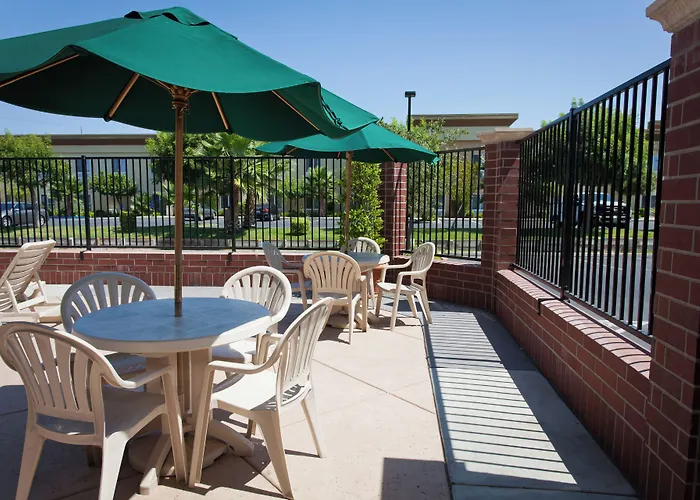 Holiday Inn Express Sacramento Cal Expo, an IHG Hotel