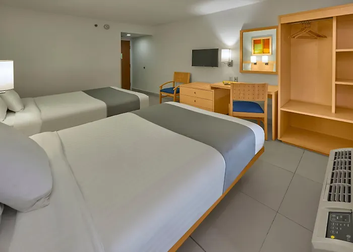 City Express By Marriott Lazaro Cardenas