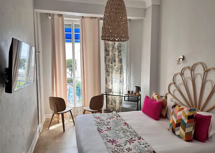 Hotel Eden - La Baigneuse