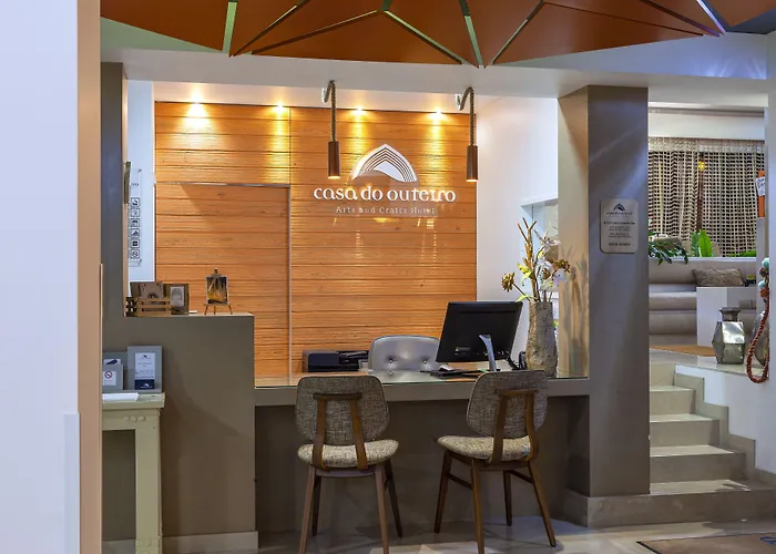 Boutique Hotel Casa Do Outeiro - Arts & Crafts