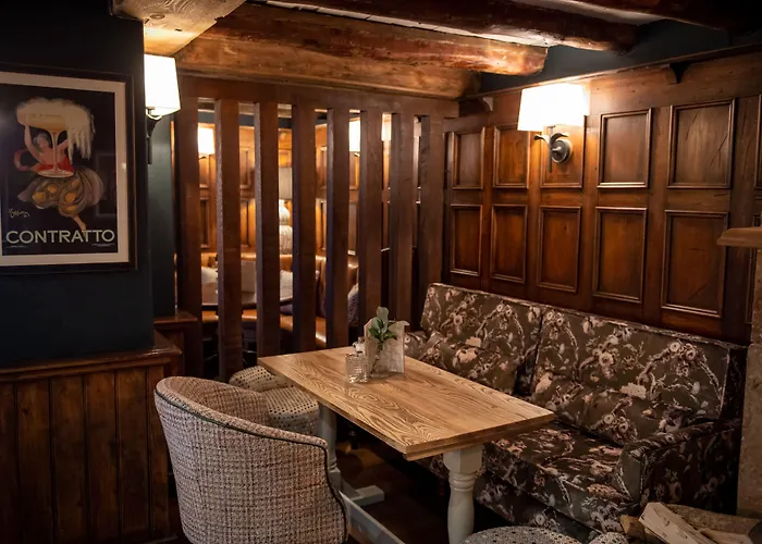 The Red Lion Inn By Chef & Brewer Collection