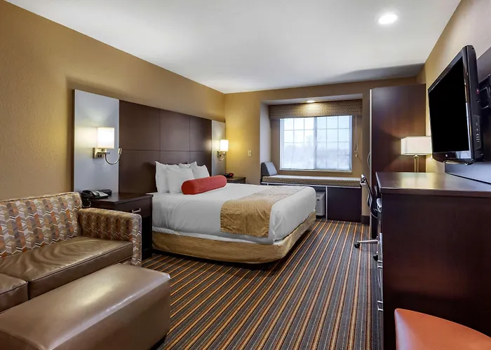 Best Western Plus Woodstock Inn & Suites