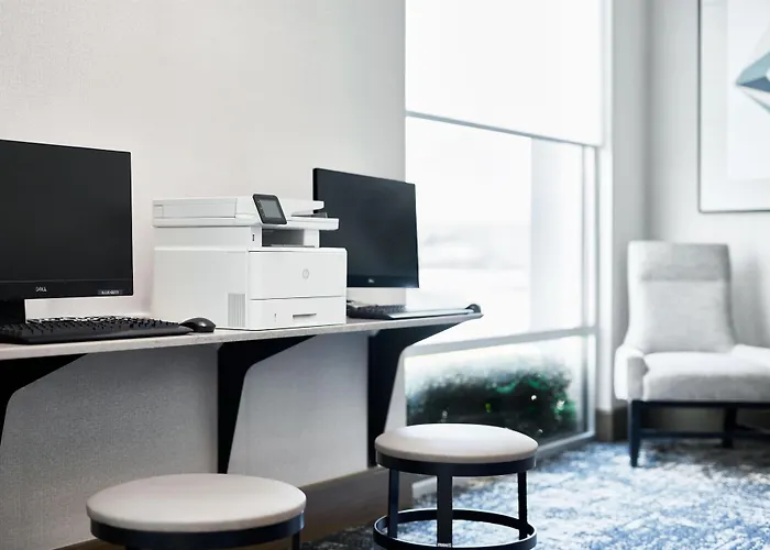 Hyatt Place Salt Lake City Downtown / The Gateway
