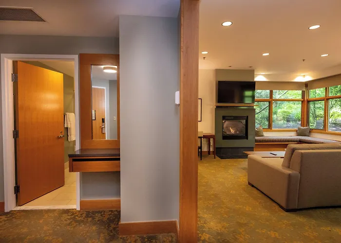 Cedarbrook Lodge