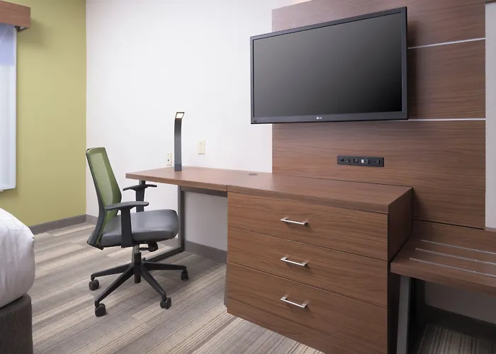 Holiday Inn Express Hotel & Suites Chattanooga Downtown By Ihg