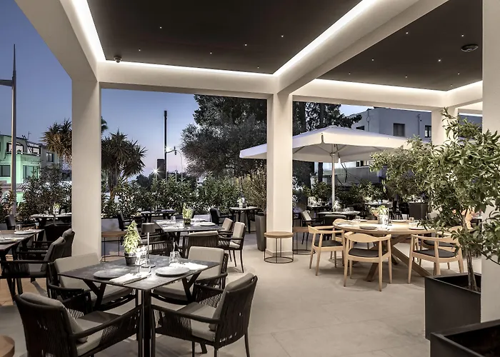 Anemi Hotel & Suites