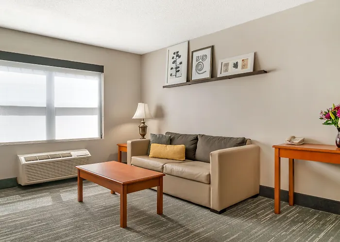 Country Inn & Suites By Radisson, Rossford - Toledo South