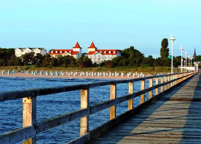 Hotel Kleine Strandburg - Adults Only