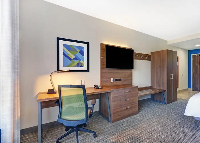 Holiday Inn Express & Suites - Woodstock, On Canada