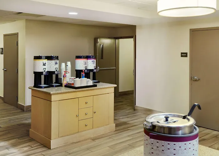 Hampton Inn & Suites Saint John