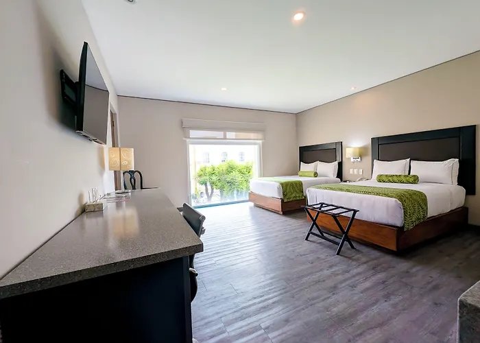 Plaza Camelinas Hotel