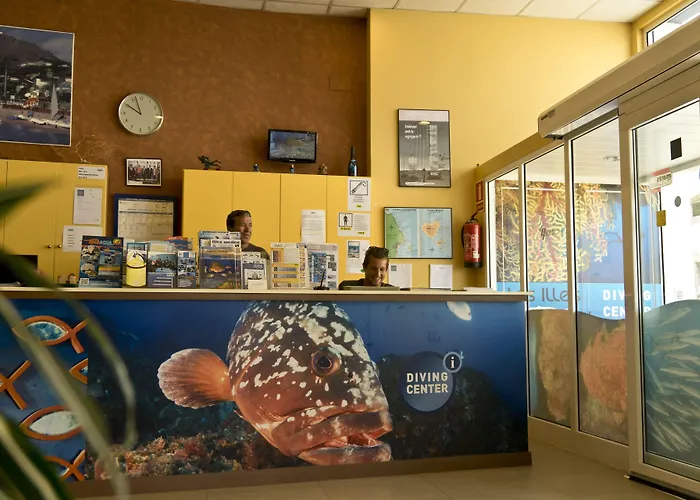 Hotel & Diving Les Illes