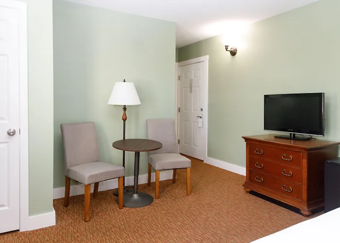 Admiral'S Inn Resort