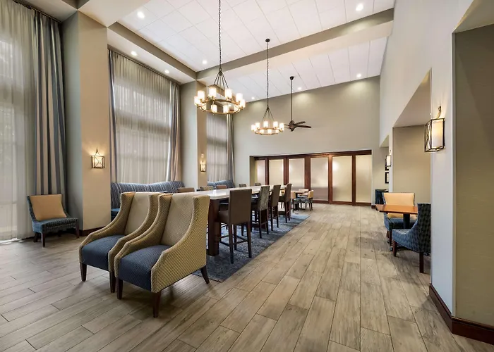 Hampton Inn And Suites Fredericksburg