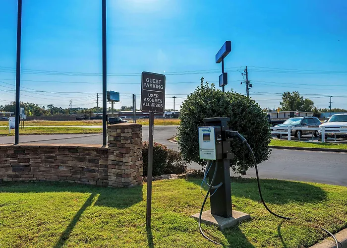 Best Western Sherwood Inn & Suites