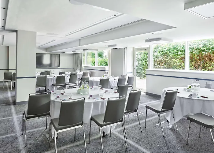 Hyatt Place London Heathrow Airport