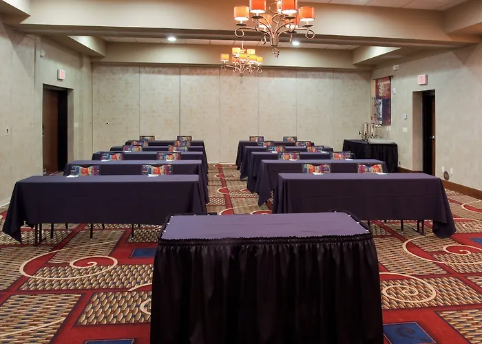 Holiday Inn & Suites Salt Lake City - Airport West By Ihg