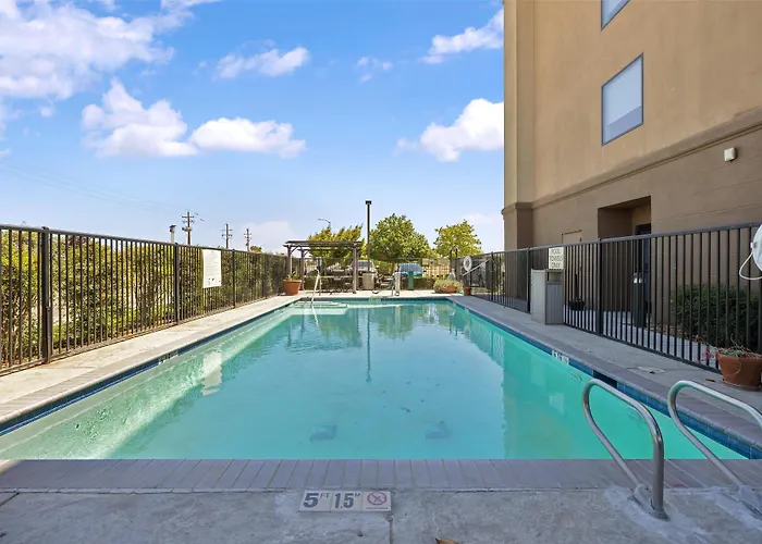 Hampton Inn & Suites Madera