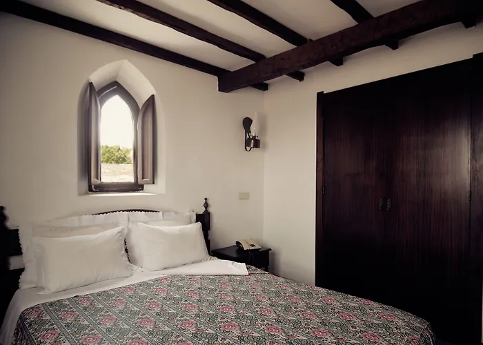 Rainha Santa Isabel - Obidos History Hotel