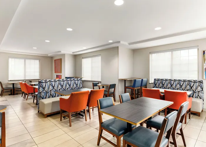 Holiday Inn Express Hotel & Suites Eugene Downtown - University By Ihg