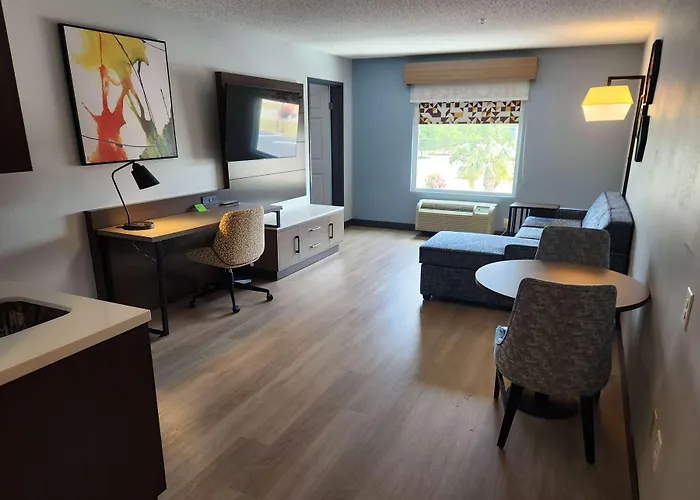 La Quinta By Wyndham Warner Robins - Robins Afb