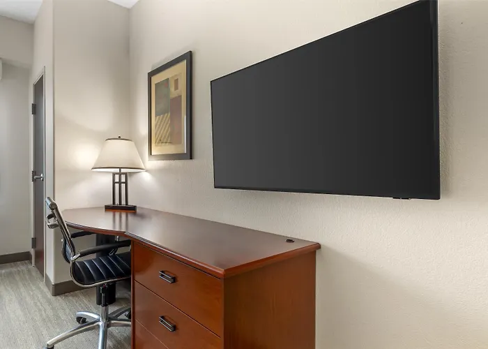 Best Western Plus Waxahachie Inn & Suites