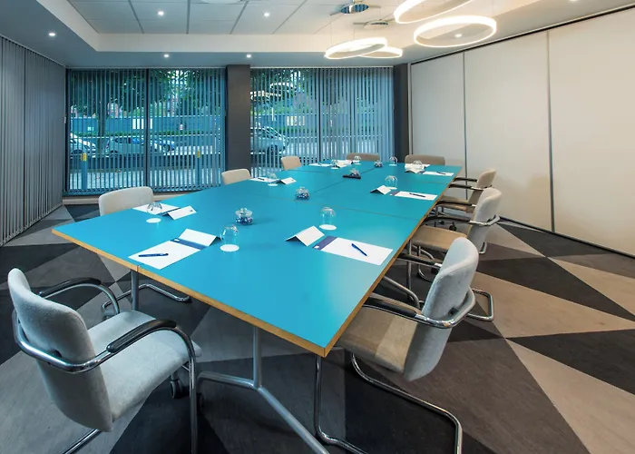 Holiday Inn Express Leeds City Centre - Armouries By Ihg