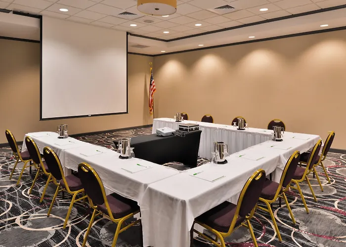 Holiday Inn Kansas City Airport By Ihg