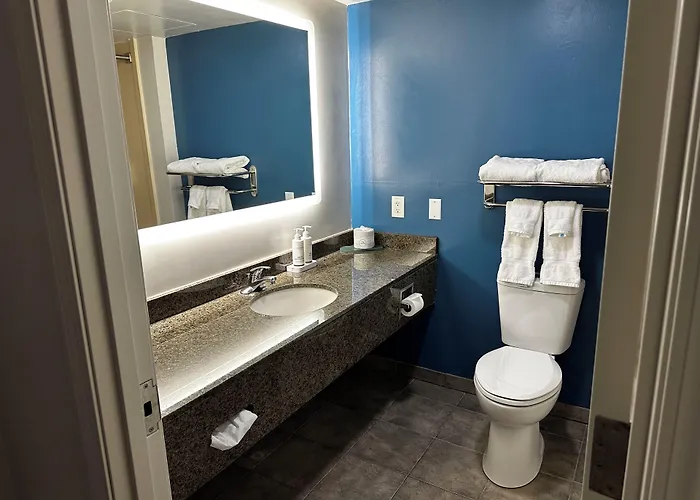 La Quinta By Wyndham Islip - Macarthur Airport