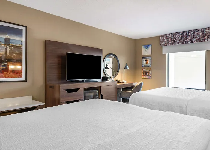 Hampton Inn Greenfield