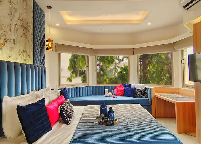 Sarang Palace - A Luxury Boutique Hotel