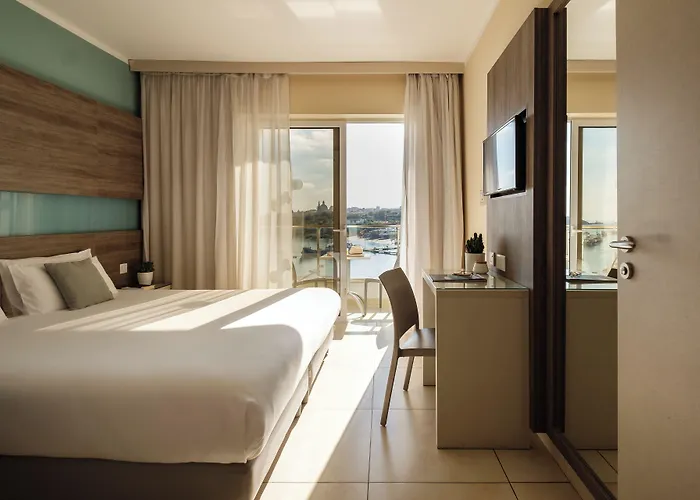 115 The Strand Hotel By Neu Collective