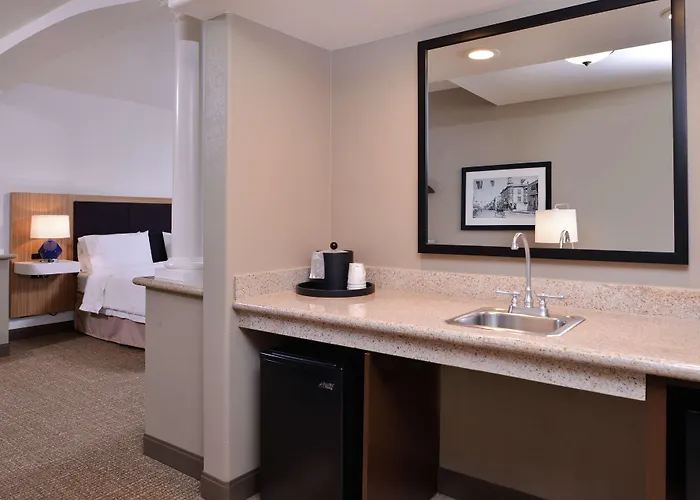 Hampton Inn & Suites Woodland-Sacramento Area