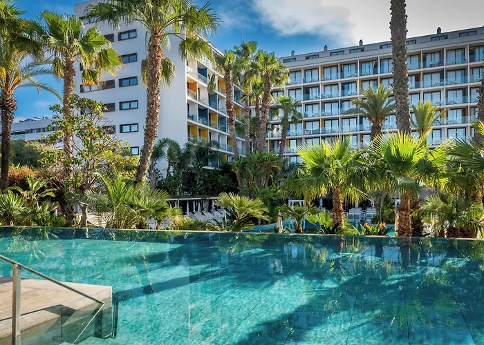 Aqua Hotel Silhouette & Spa - Adults Only
