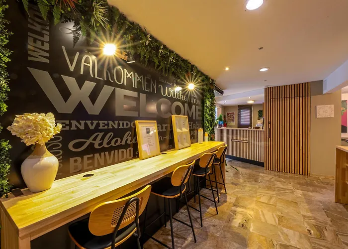 Ostal Pau Universite - Sure Hotel Collection By Best Western