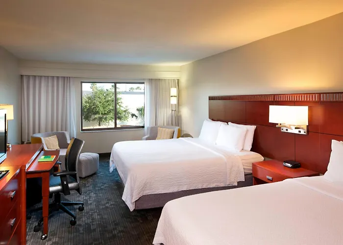 Courtyard By Marriott Brownsville