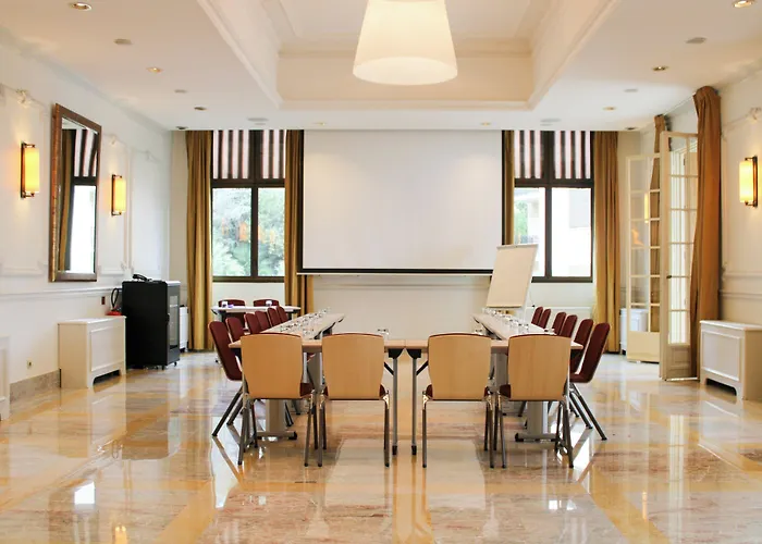 Hotel Royal-Riviera