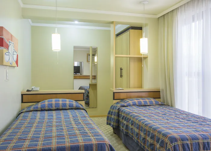 Astron Suites Sao Jose Dos Pinhais By Nobile