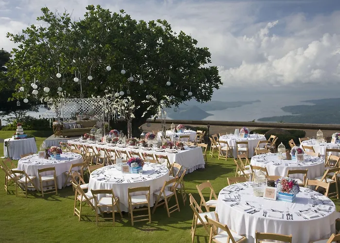 Taal Vista Hotel