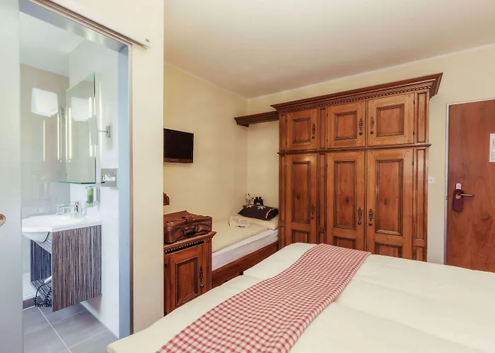 Le Petit Charme-Inn
